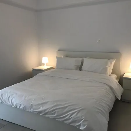 For 4 Ppl In N. Smirni Apartment Athen